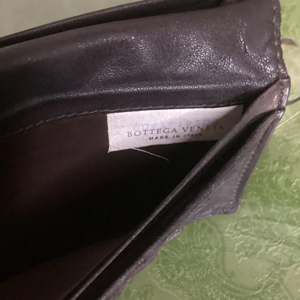Father’s Day Bottega Veneta Black Woven Leather Wallet